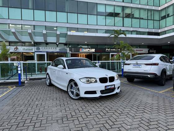 BMW 135i 3.0 COUPÉ 24V GASOLINA 2P AUTOMÁTICO BMW 135i 3.0 COUPÉ 24V GASOLINA 2P AUTOMÁTICO
